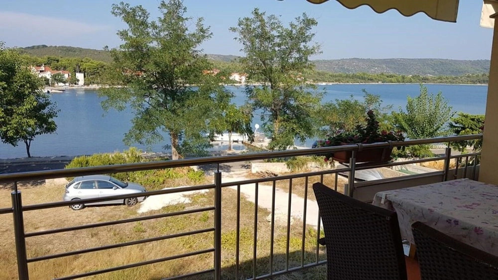Apartment Zvone