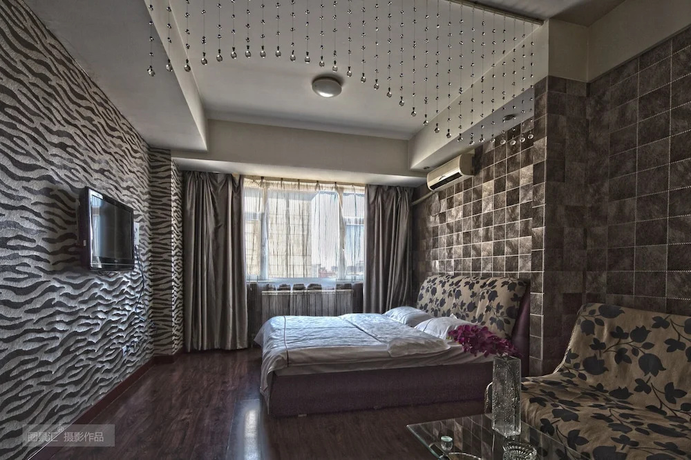 72 Apartment (Shenyang Yishijie Furniture Building A)