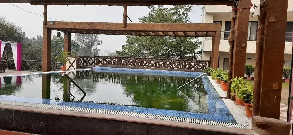 Sparsh Hotel & Resort
