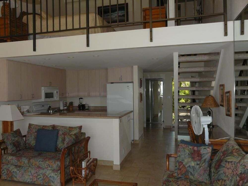 2br Oceanfront Loft With Solar Shade - Unit C27 1 Bedroom Condo