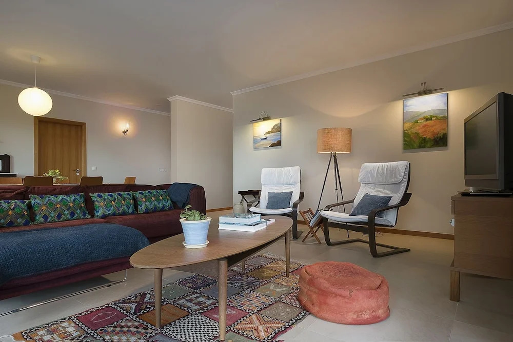 House In Calheta Beach - Best Location In Calheta