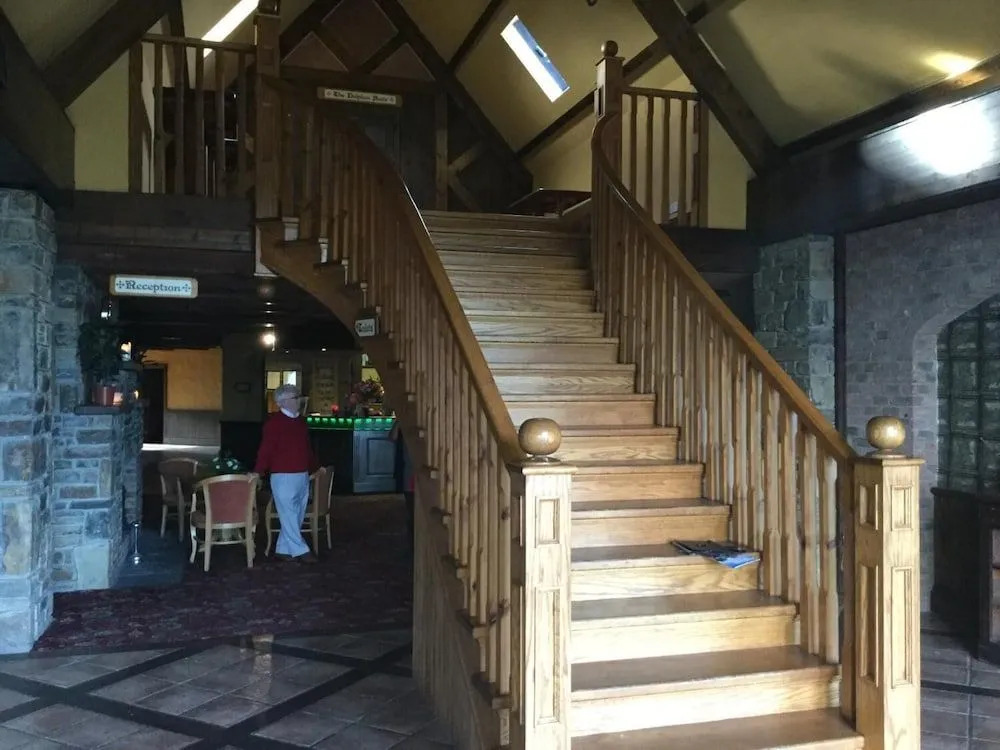 The Lanterns Hotel