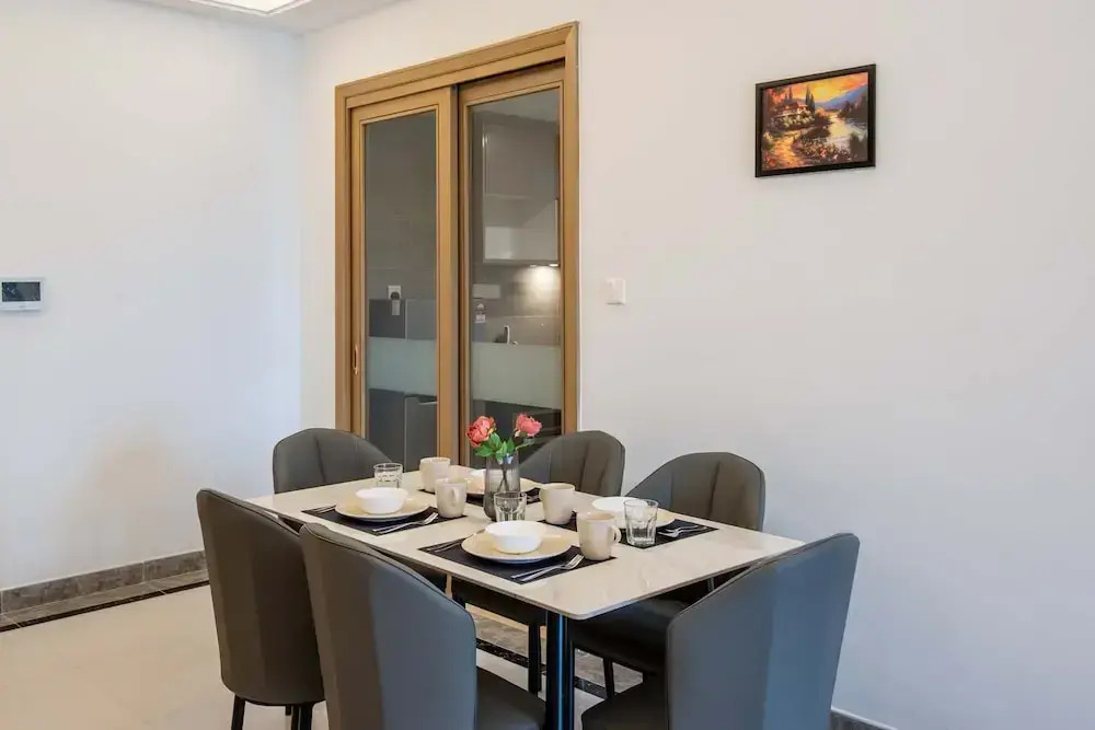 2BR R&F Phase2, CIQ R&F Mall, Free Parking