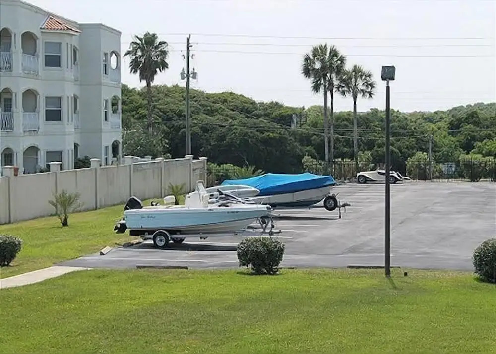 Colony Reef 15c 2 Bedroom Condo by Redawning