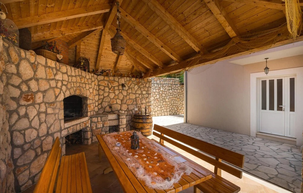 Beach Front Home In Zaton Veliki