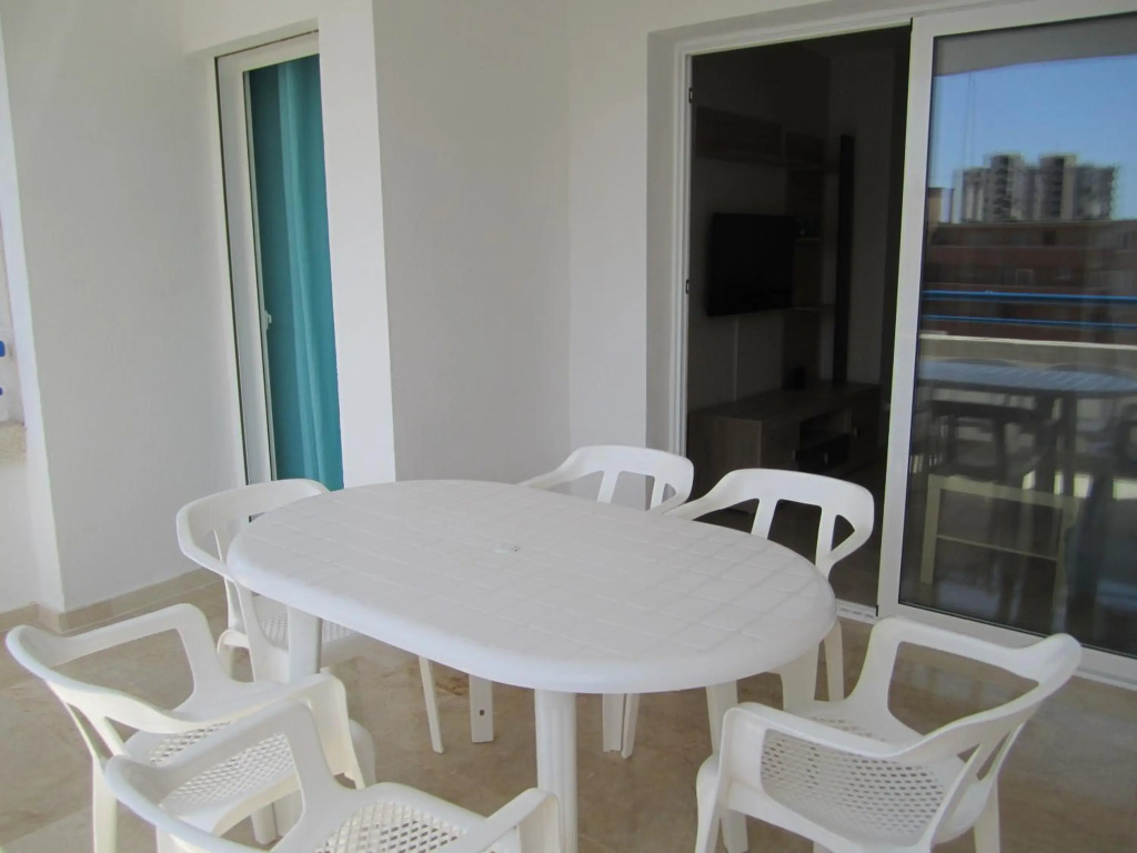 Holiday Apartment 5 min to Levante beach