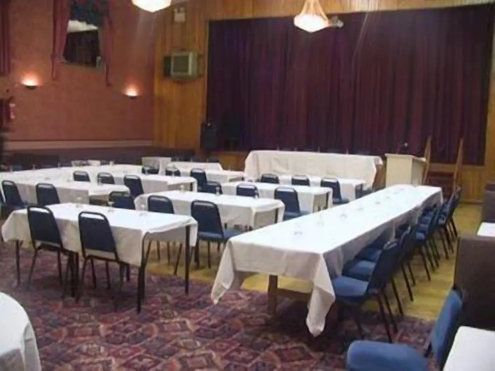 Mahons Hotel
