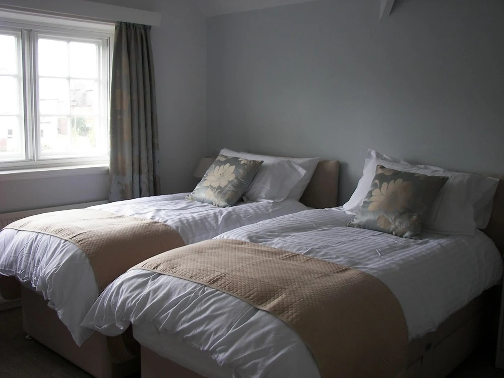 Seaways Cottage Hoylake