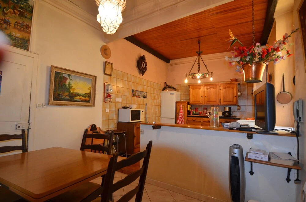 Period apartment 5 period in Old Nice near tramway