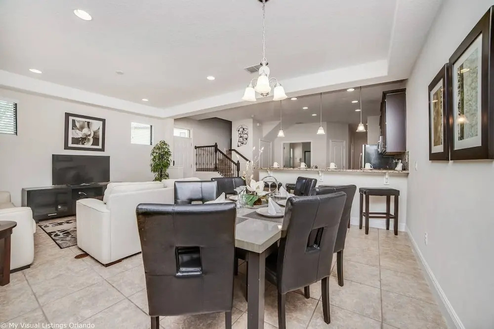 Spacious 4BD Town Home With Private Patio - Near Disney Parks AND Golf #8127