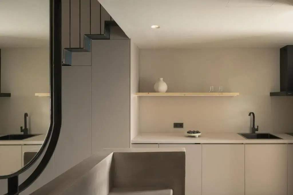 NERĒA Boutique Hotel