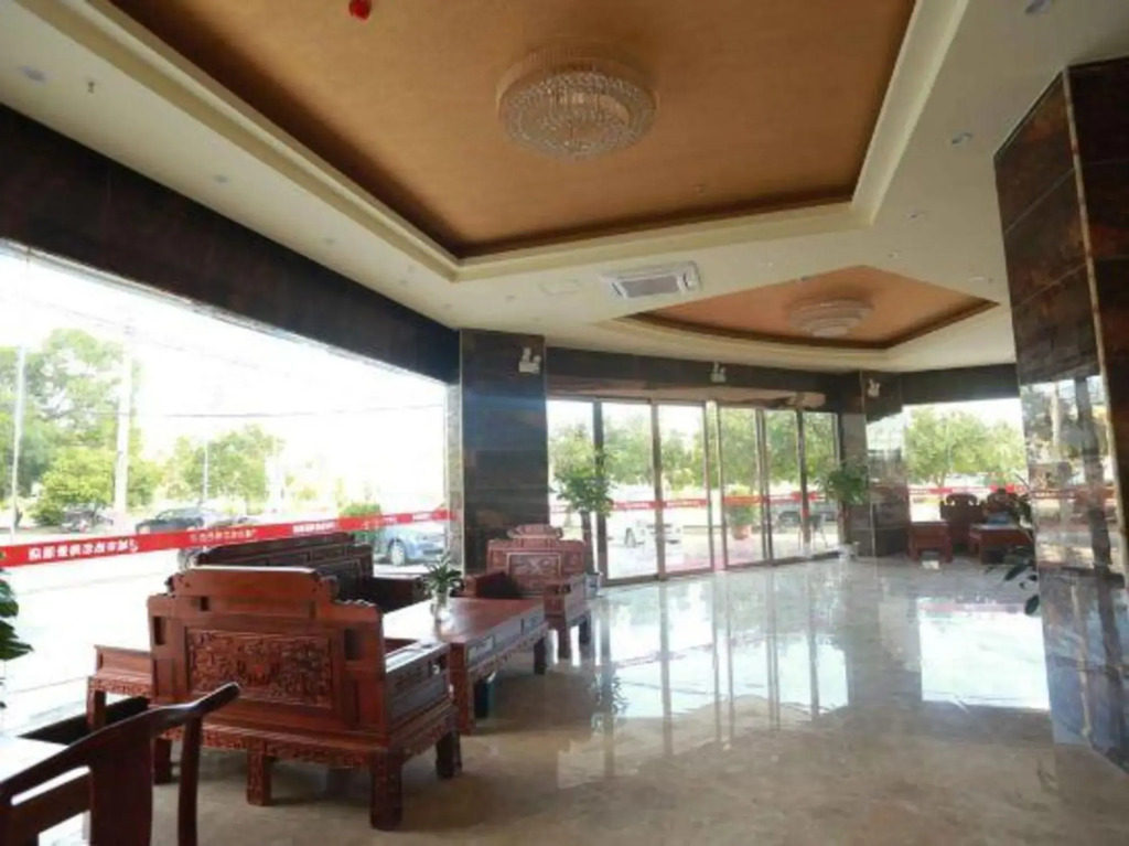 Dongxing Chengshi Relian Seaview Hotel