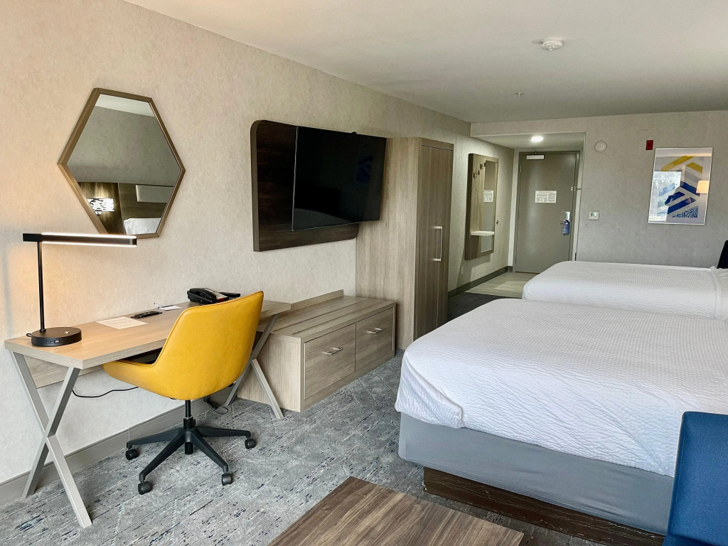 Holiday Inn Express Fresno Northwest - Herndon by IHG