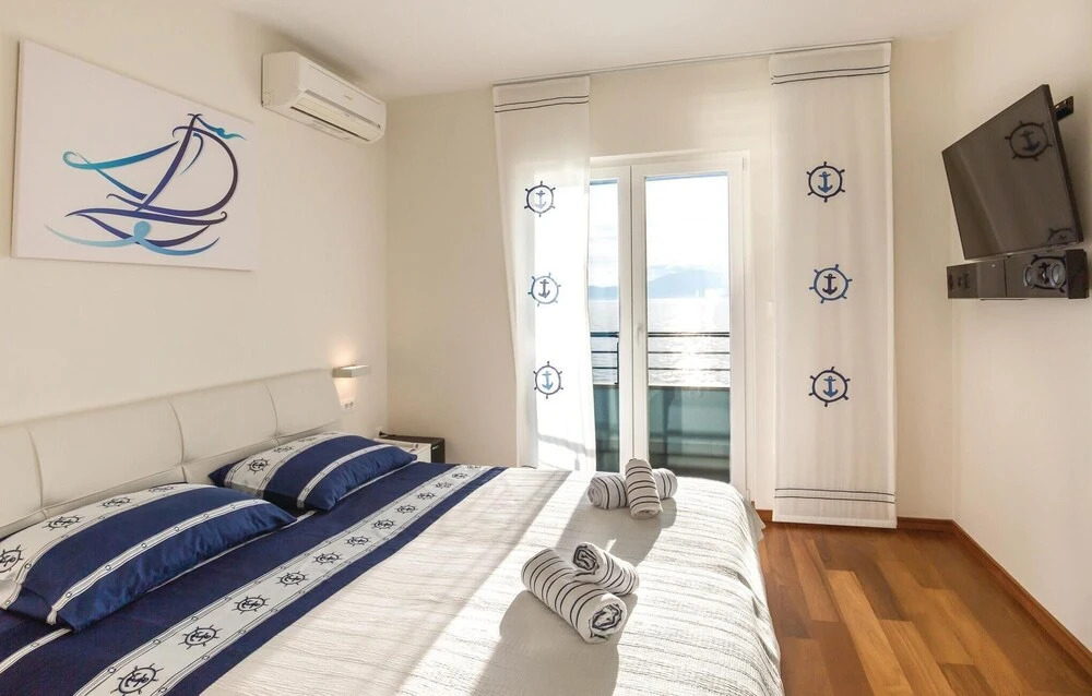 Four-Bedroom Holiday Home In Brist