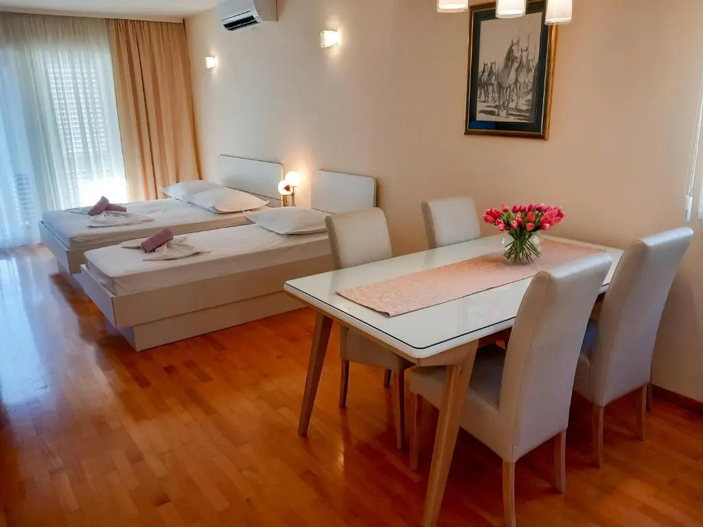 Apartments Pavoković