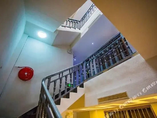 Mike Hotel