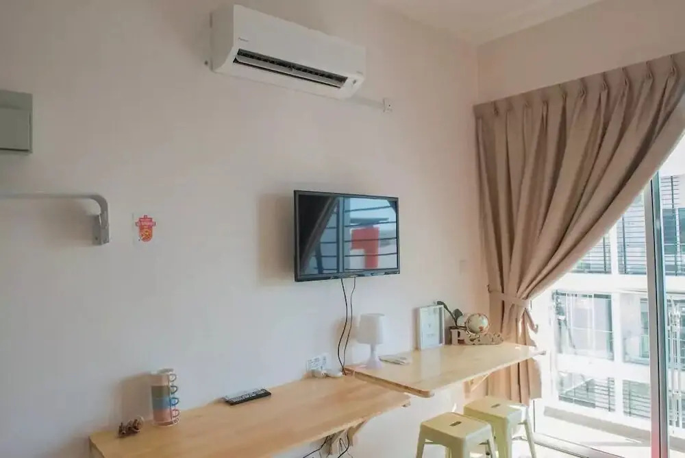 YO.OM  Aero17 Eco Elegance Home 2 Pax