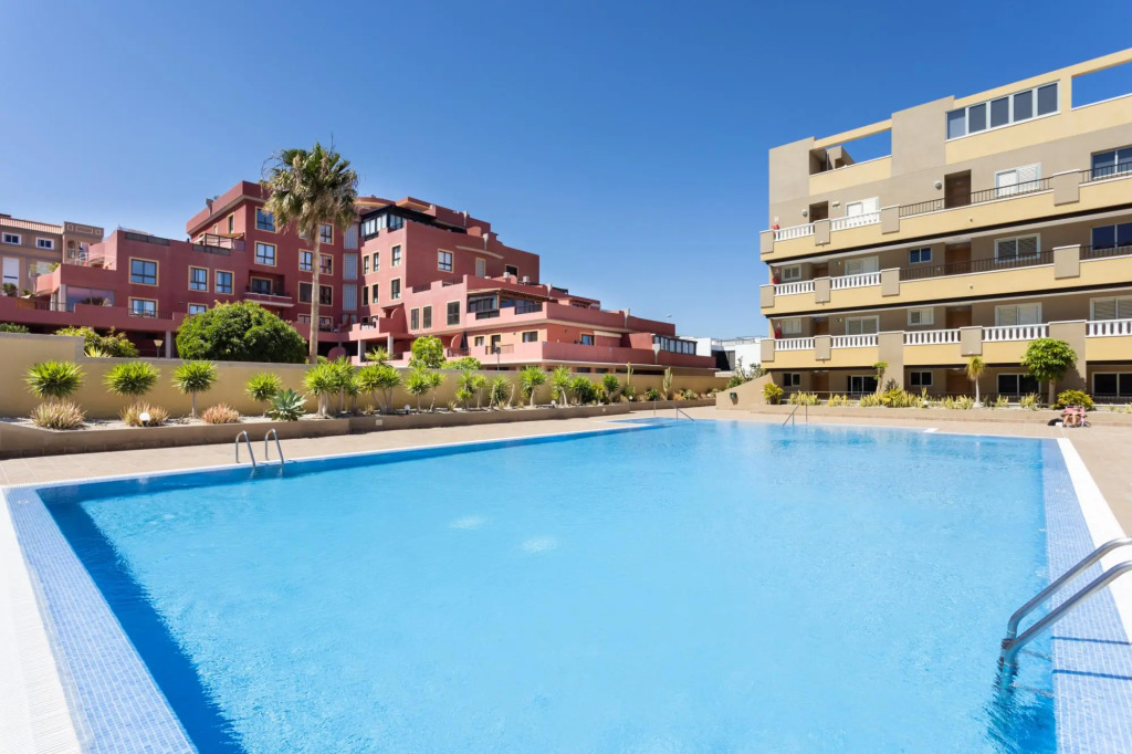 Home2Book Bright Penthouse Médano, Terrace & Pool