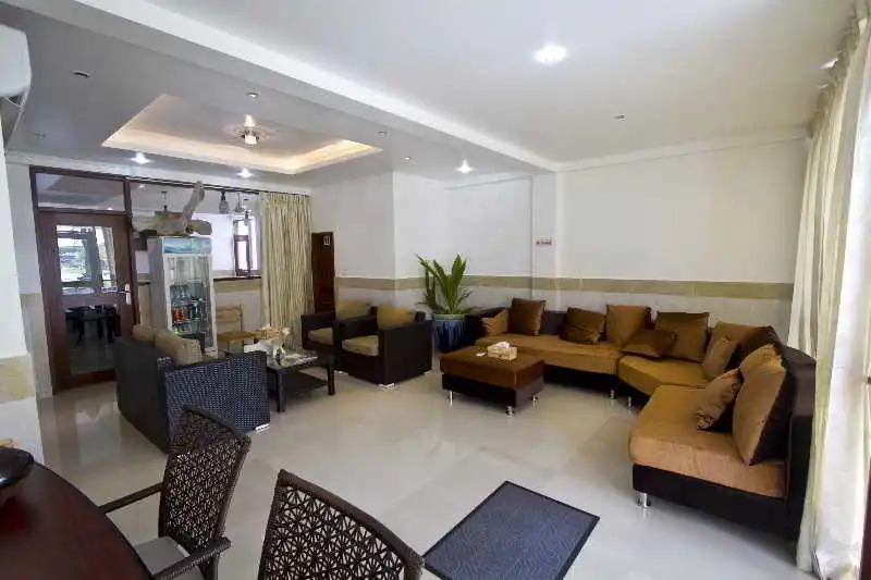 Newtown Inn Royal