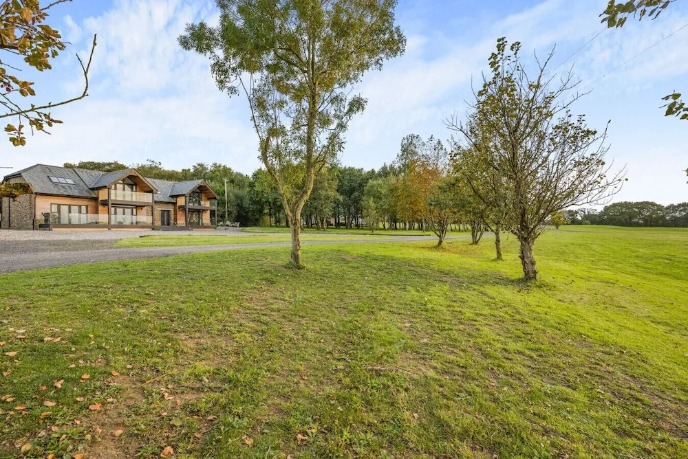 Lake View House Pancrasweek