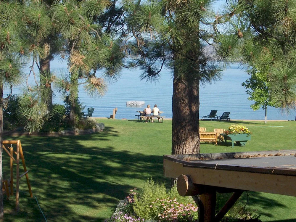 Sandy Beach Lodge