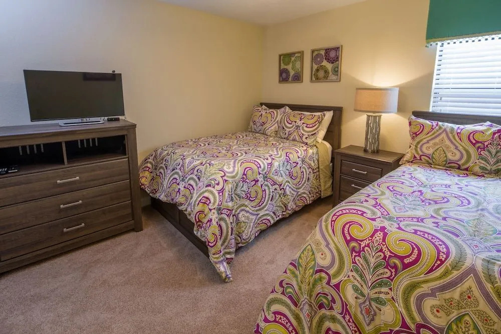 Disney Daze Villa - 5 bed Windsor Hills pool home