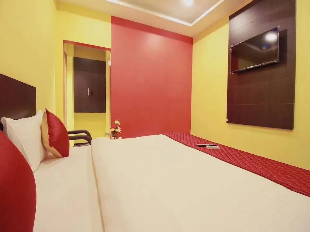 OYO 11333 MS Grand Inn