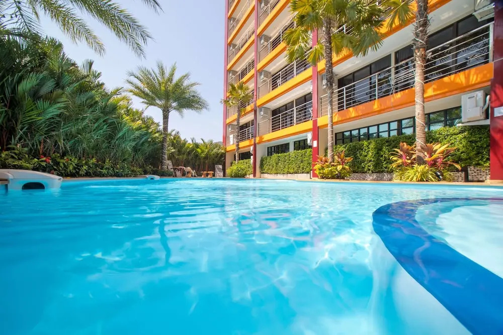 KAI Condo 1BR Pool View NBC Nai Harn