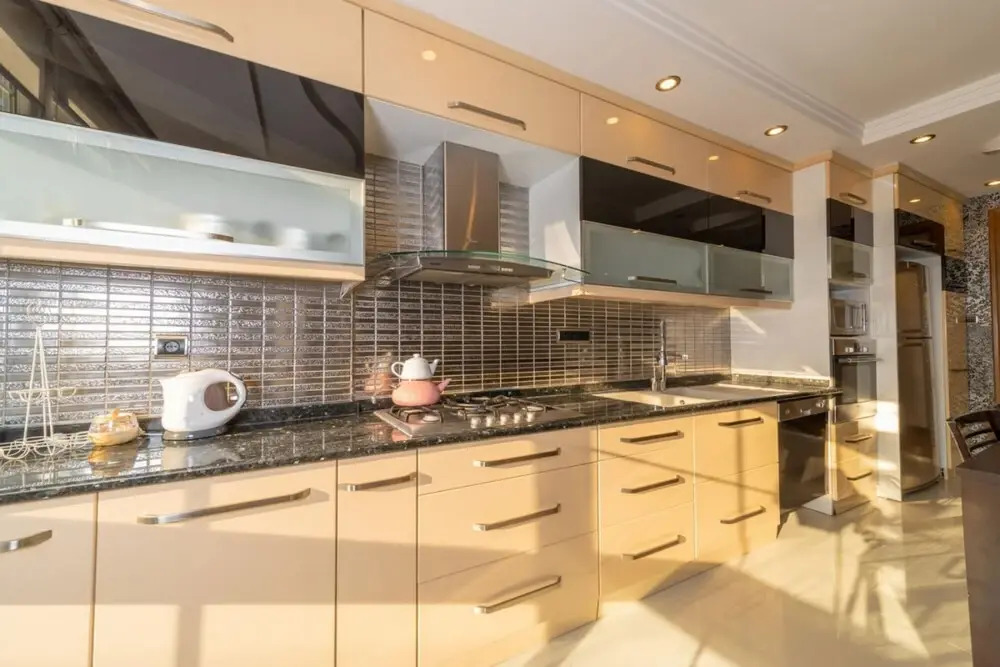 Lovely Flat with Sea View near Beach in Muratpasa