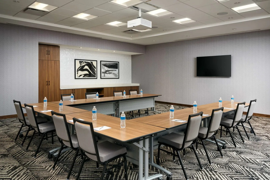 Hyatt Place Melbourne Airport