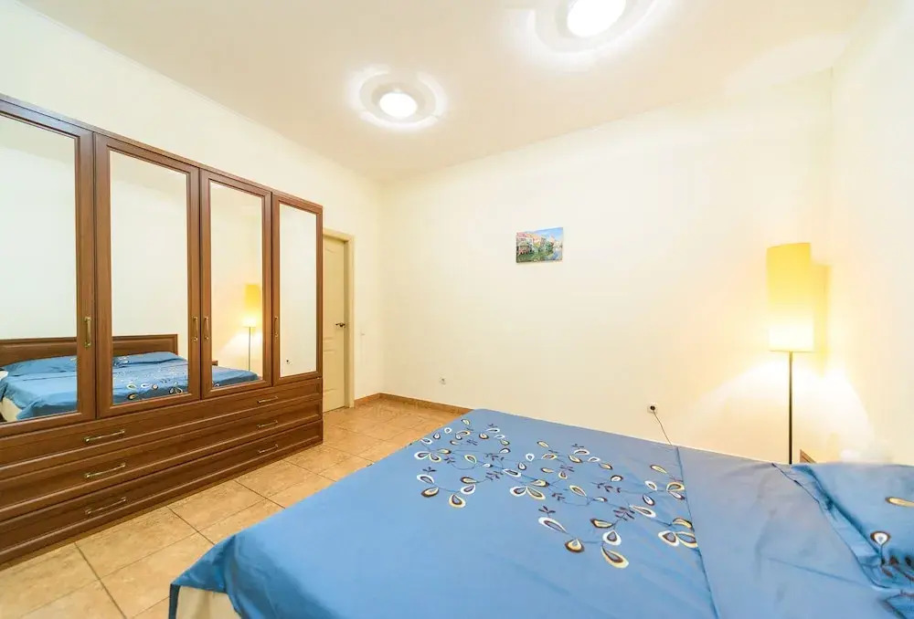 Apartment at Malaya Zhytomyrska 5