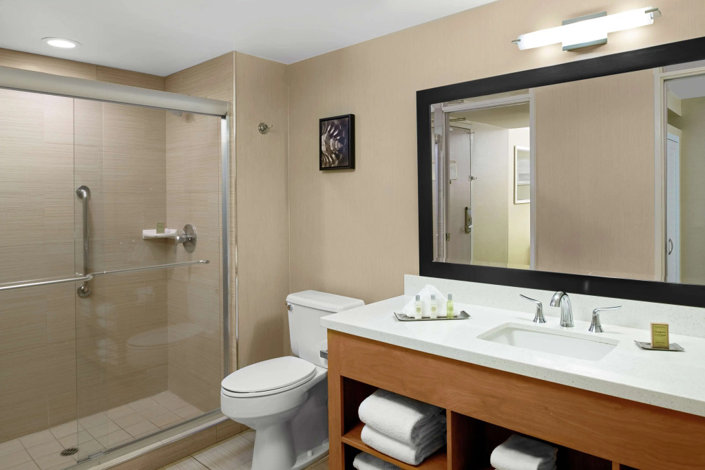 DoubleTree by Hilton San Pedro