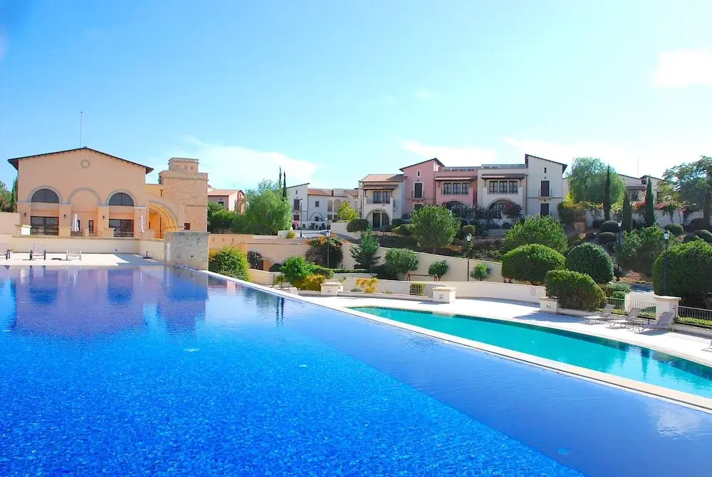 Modern apartment Zygi Aphrodite Hills