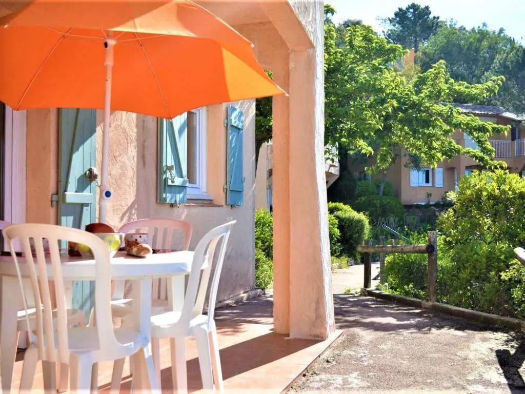 Appartement Les Issambres, 2 pièces, 7 personnes - FR-1-226-307