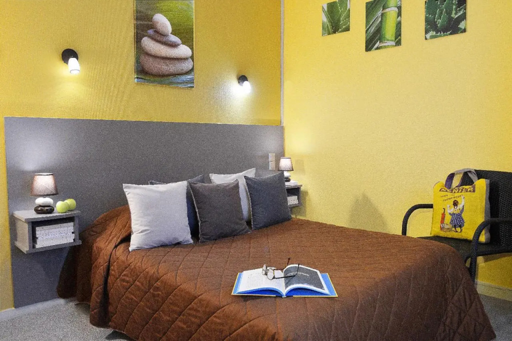 Logis Hotel Le Prieure