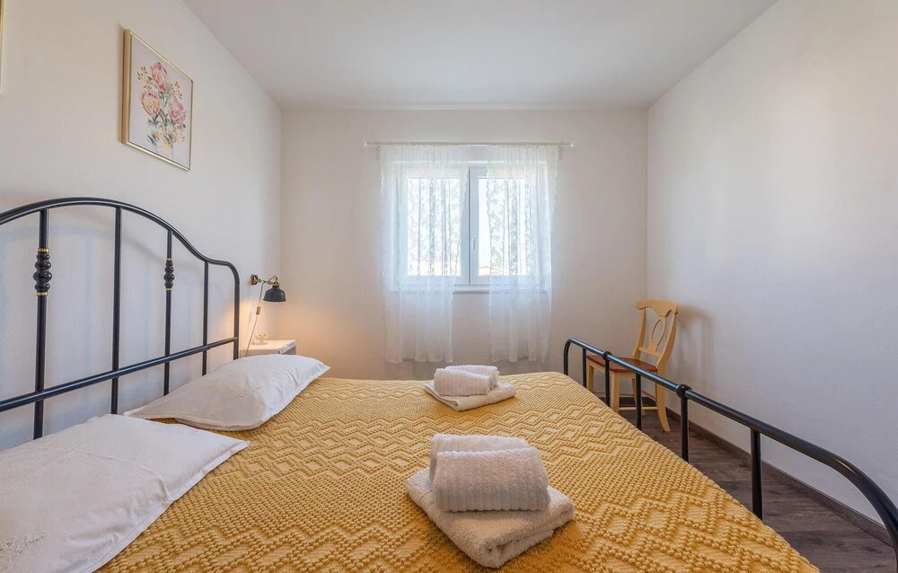 Nice Apartment in Privlaka With 1 Bedrooms and Wifi