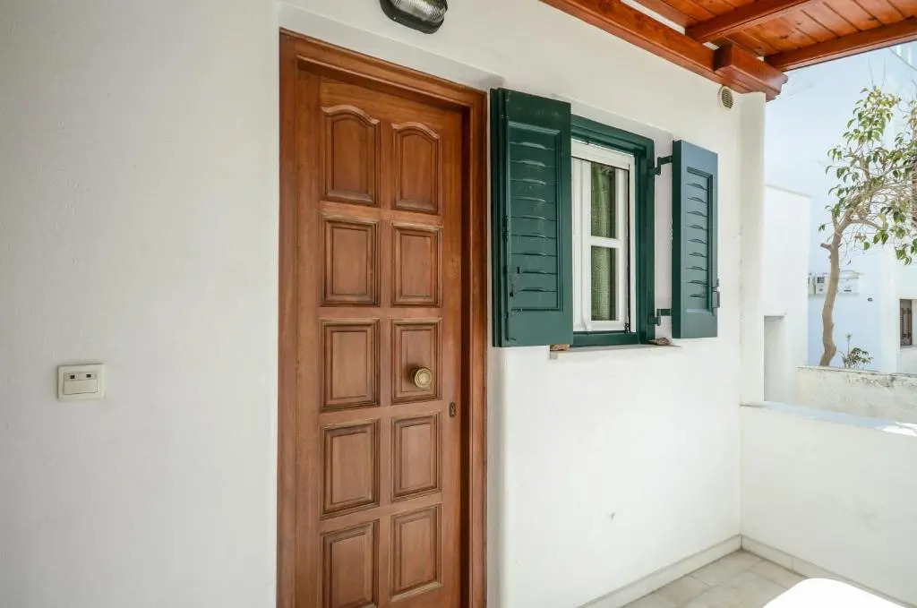 Naxos House