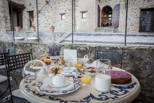 Farm House Villa Fibbino