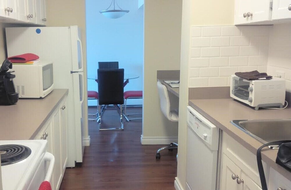 5 Calgary Downtown (2Bdr Suite