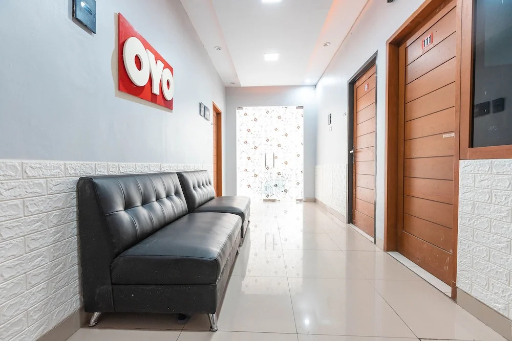 OYO 1070 Kuningan Residence