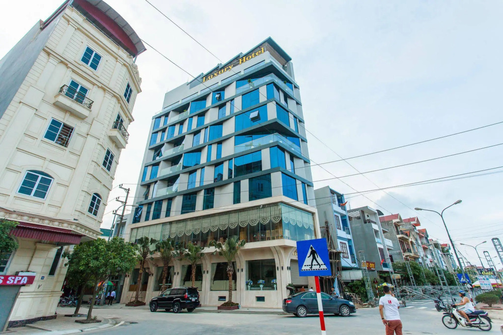 Tu Son Luxury Hotel