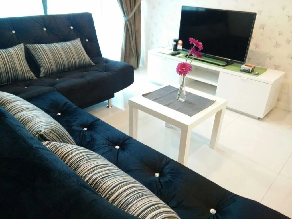 Mercu Summer Suites KLCC by Veedu Hauz