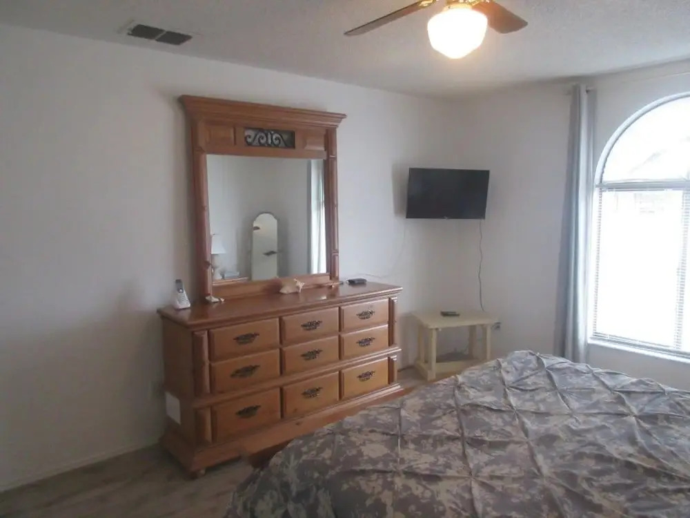 4BR Pool Home in Indian Ridge by SHV-915