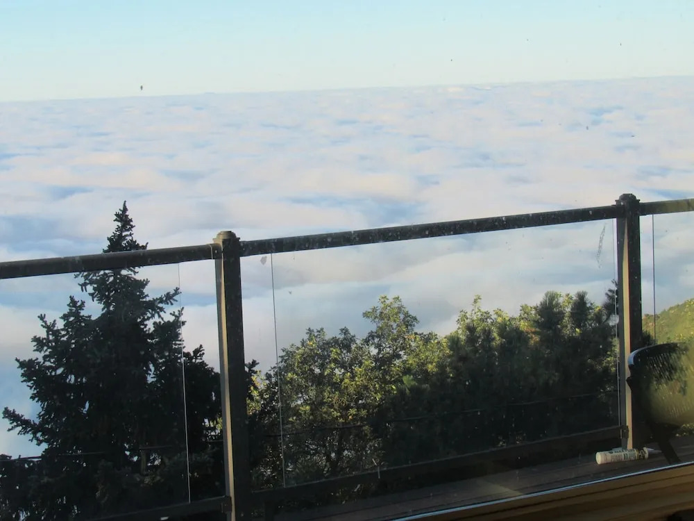 The Sky View Inn