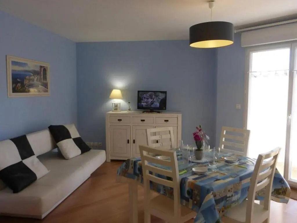 Appartement Saint-Gilles-Croix-de-Vie, 2 pièces, 4 personnes - FR-1-224-217
