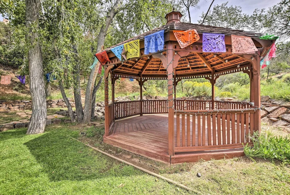 Walkable Adobe-style Abode w/ Community Amenities!