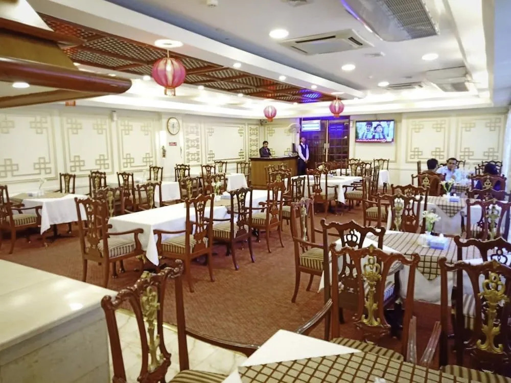 Hotel Indus