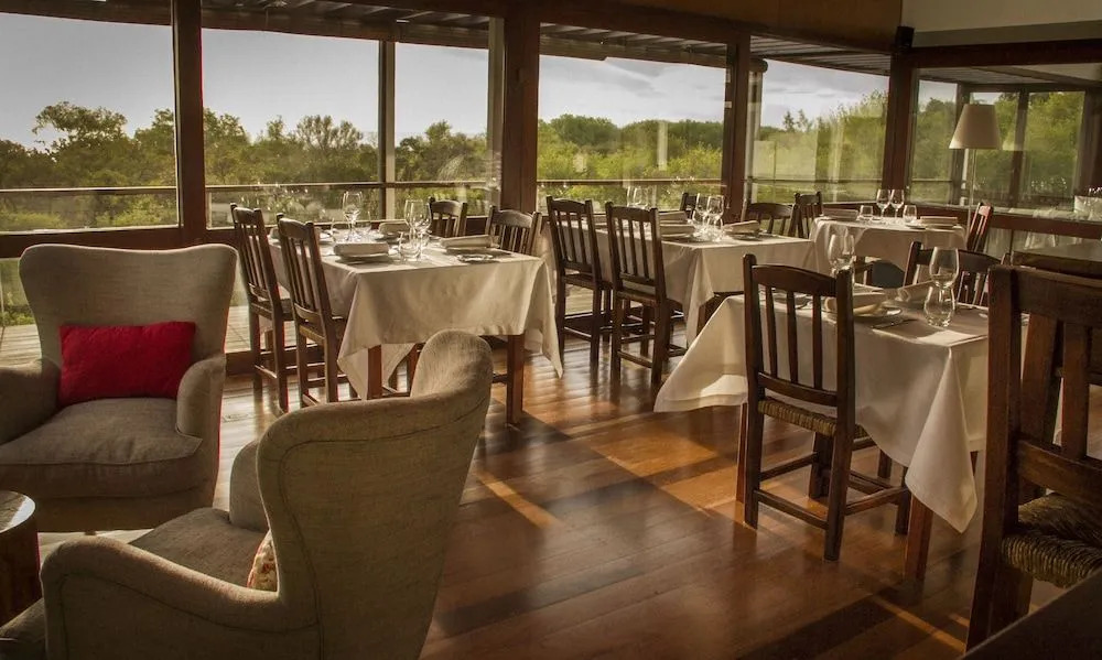 Rio Ancho Gourmet Lodge