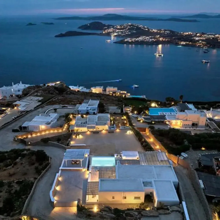Stunning Villa With Panoramic View