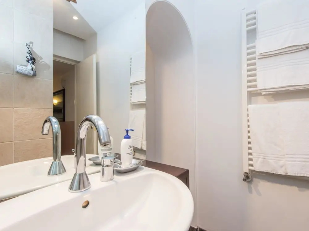 Rsh Giulia Enchanting Stylish Apartment 2